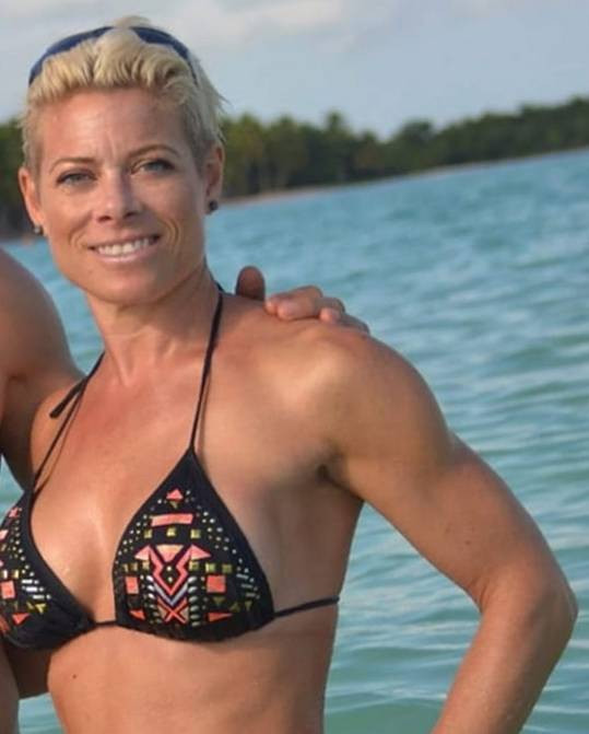 Nieuwe contacten met hete mannen en vrouwen